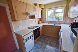 Kitchen- click for photo gallery